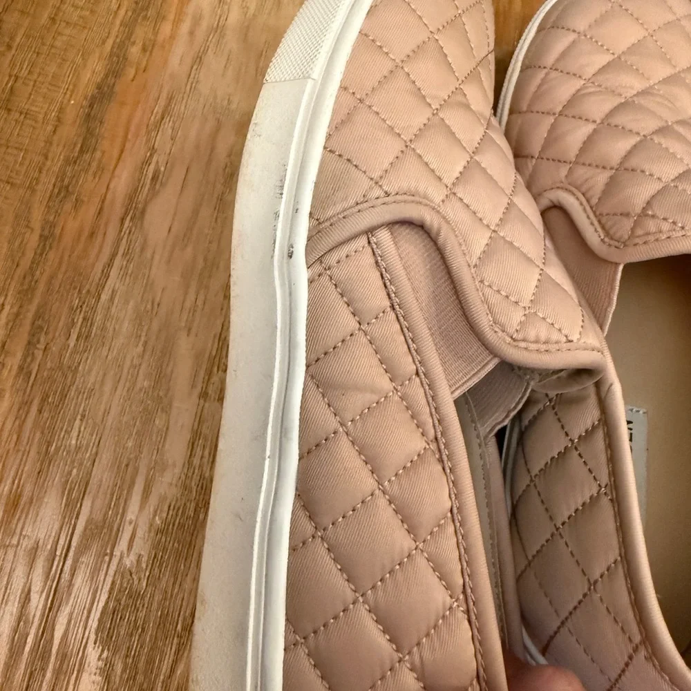 Steve Madden Pink Quilted Flats